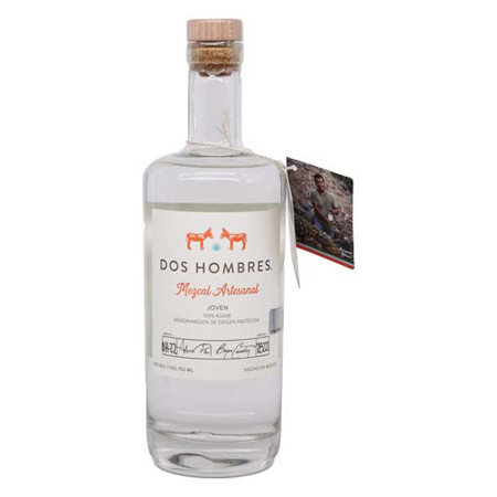 Imagen de Mezcal Artesanal Dos Hombres 0,75 L.